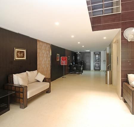 Hotel New Walnut Castle Paharganj Extérieur photo