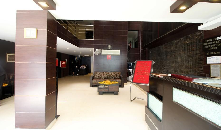 Hotel New Walnut Castle Paharganj Extérieur photo
